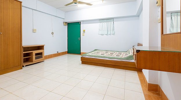 Condo · Phra Khanong, bangkok — photo 1
