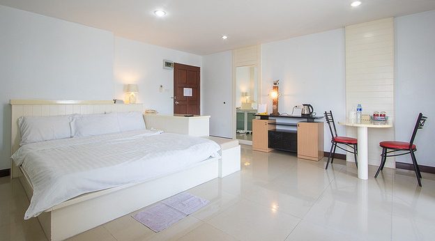 Condo · bangkok — photo 2