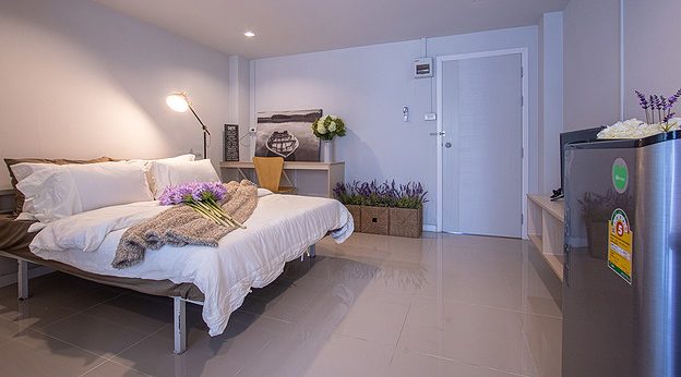 Condo — photo 2