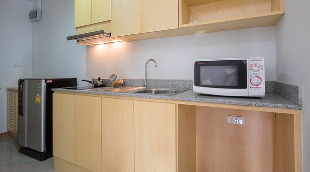 1 Bed Condo · Watthana, bangkok — photo 2