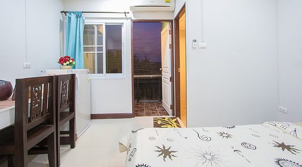 Condo — photo 3