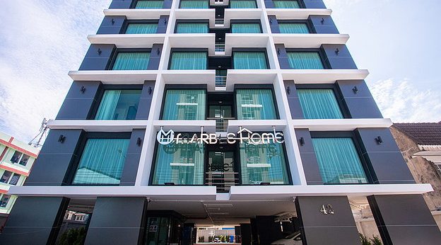 Condo · Phra Khanong, bangkok — photo 1
