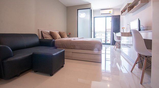 Condo · Phra Khanong, bangkok — photo 2