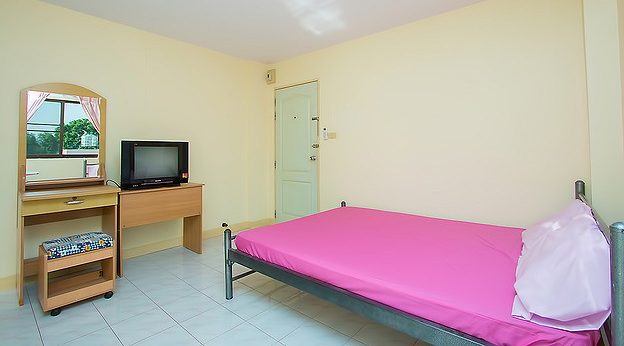 Condo · Wang Thonglang, bangkok — photo 5