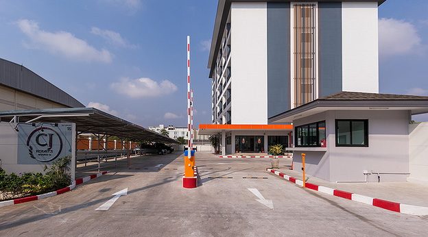 Condo · Bang Na, bangkok — photo 1