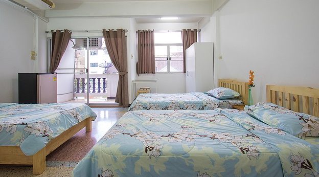 1 Bed Condo · Khlong Toei, bangkok — photo 2