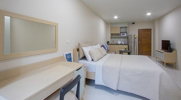 Condo · Sathon, bangkok — photo 2