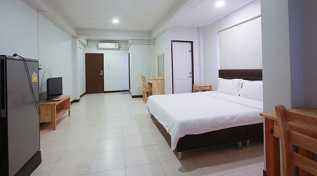 Condo · Bang Rak, bangkok — photo 4