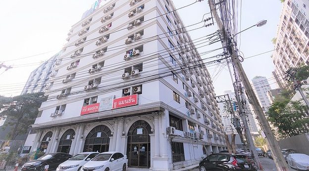 Condo · Huai Khwang, bangkok — photo 1