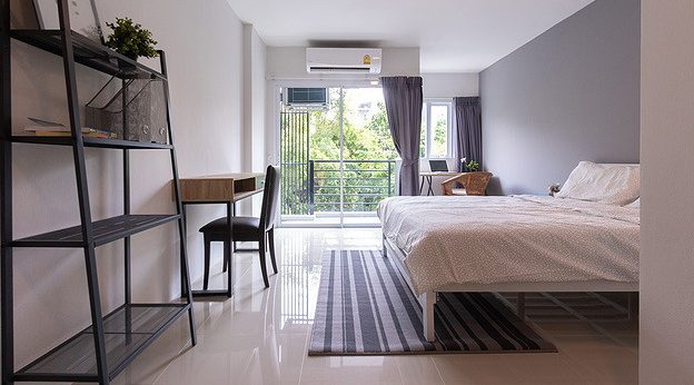 Condo · Huai Khwang, bangkok — photo 2