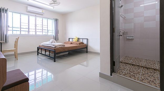 Condo · Wang Thonglang, bangkok — photo 3