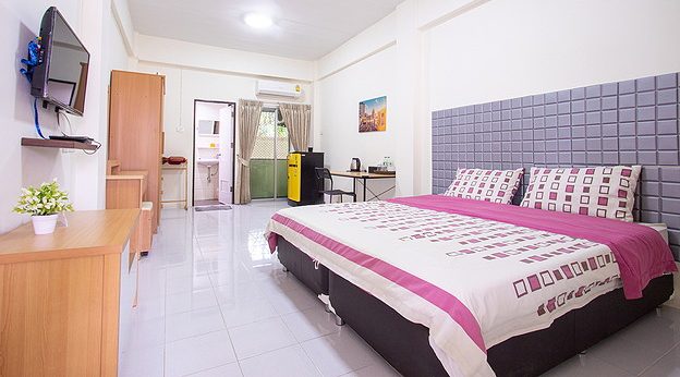 Condo · Mueang Chon Buri, chon_buri — photo 3