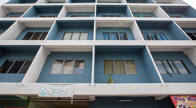 Condo · Bang Khun Thian, bangkok — photo 2
