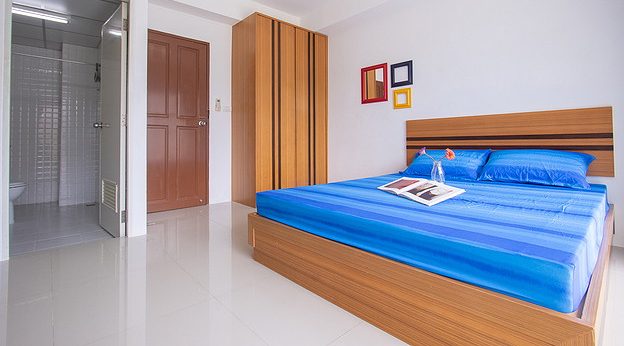Condo · Mueang Chon Buri, chon_buri — photo 2
