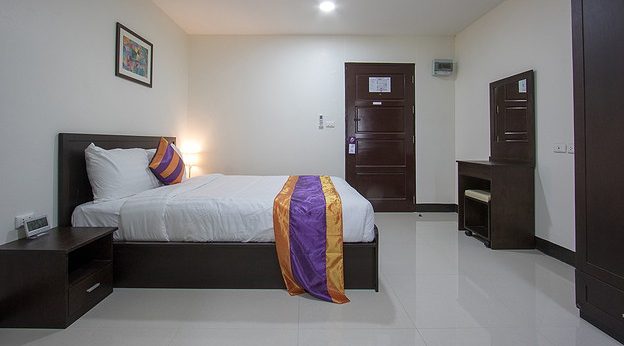 1 Bed Condo · Watthana, bangkok — photo 5