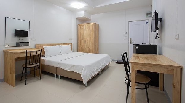 Condo · Bang Rak, bangkok — photo 1