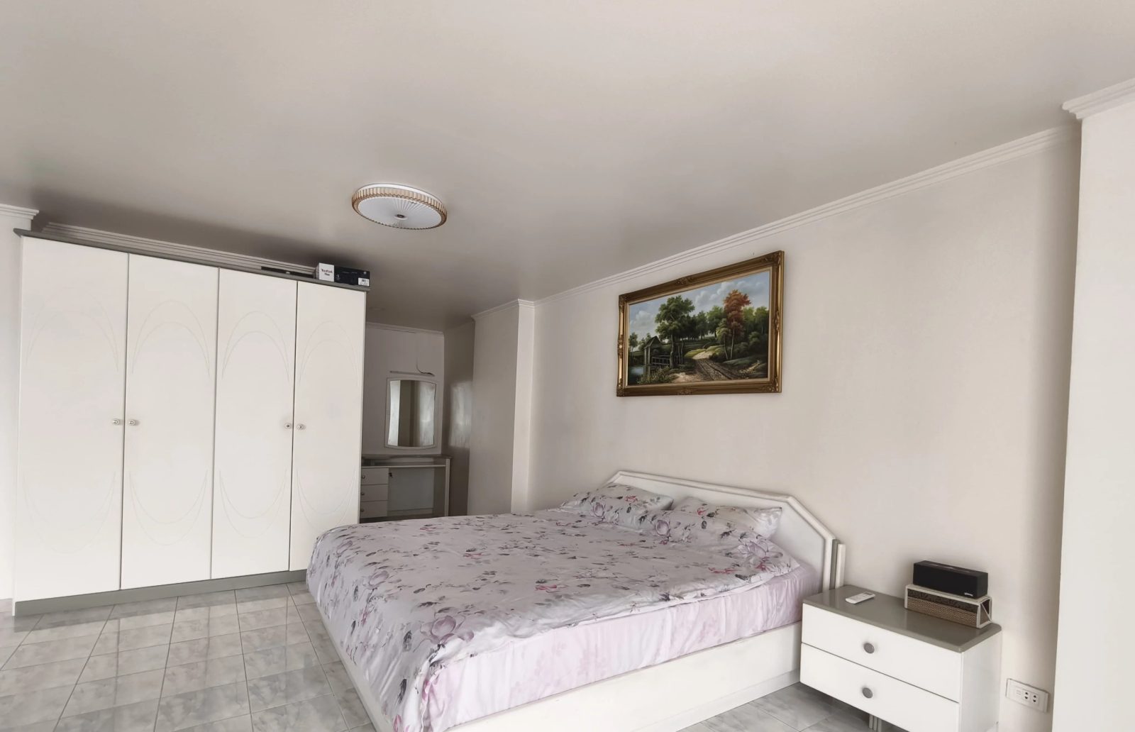 Studio Condo for rent at View Talay 1