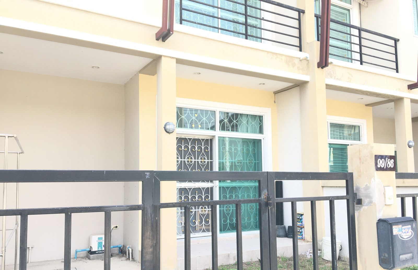 4 Bedroom Townhouse for rent at Baan Saranrom