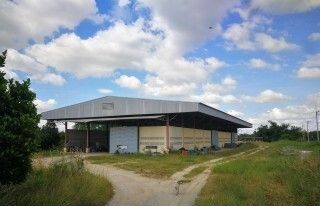 Warehouse with Land for Rent in Ban Bueng — photo 4