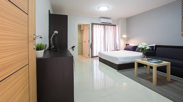Condo · Mueang Chon Buri, chon_buri — photo 2