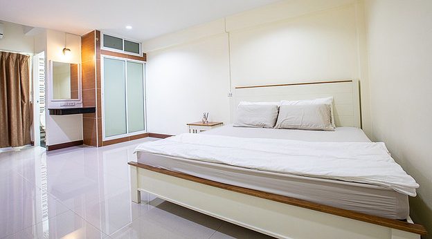 1 Bed Condo · Phra Khanong, bangkok — photo 1