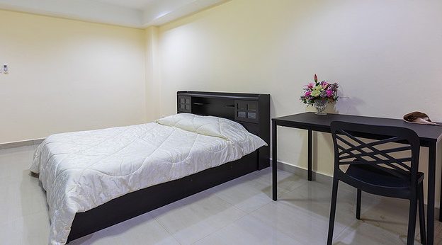 1 Bed Condo — photo 4