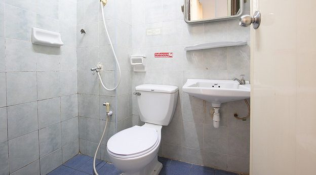 Condo · Wang Thonglang, bangkok — photo 4