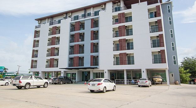 1 Bed Condo — photo 4