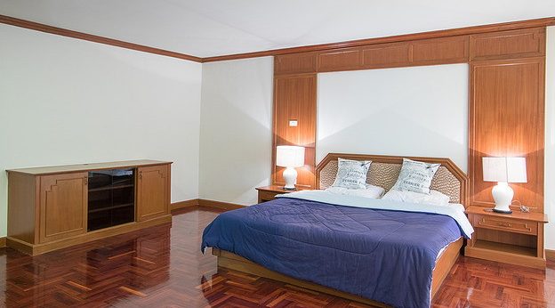 1 Bed Condo · Watthana, bangkok — photo 2