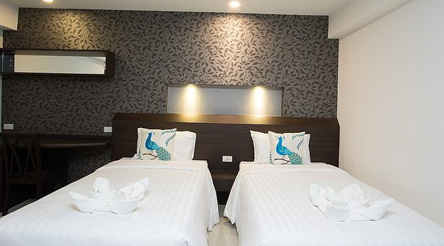 Condo · Phra Khanong, bangkok — photo 1