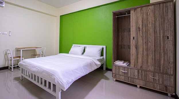 1 Bed Condo — photo 1