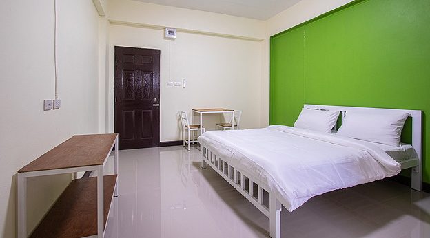 1 Bed Condo — photo 3