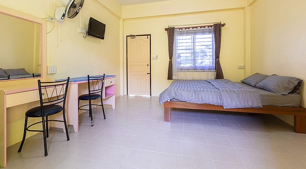 Condo — photo 2