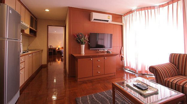 Condo · Wang Thonglang, bangkok — photo 5