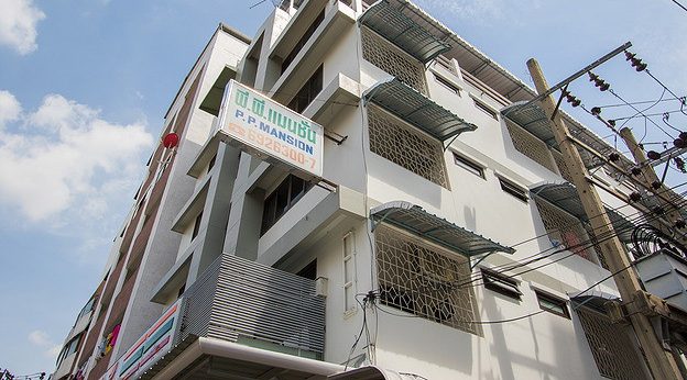 Condo · Huai Khwang, bangkok — photo 2
