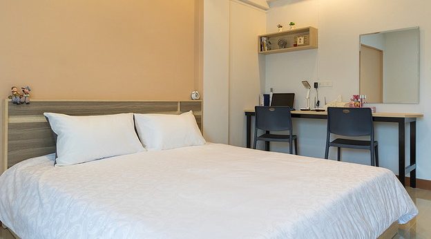 Room 52 Apartment — photo 3