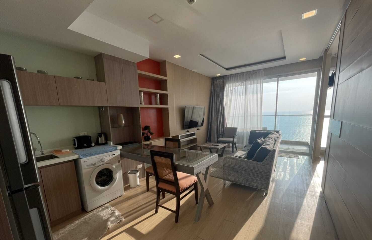 1 Bedroom Condo for rent at Cetus Beachfront