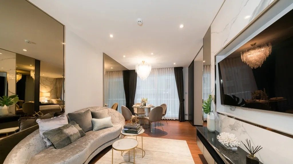 4 Bedroom Condo for sale at The Private Residence Rajdamri — photo 2
