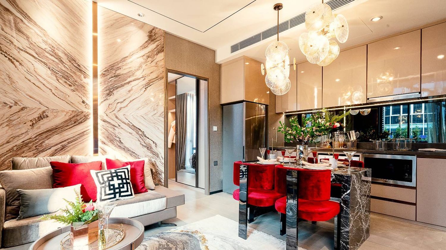 2 Bedroom Condo for sale at The Extro Phayathai - Rangnam
