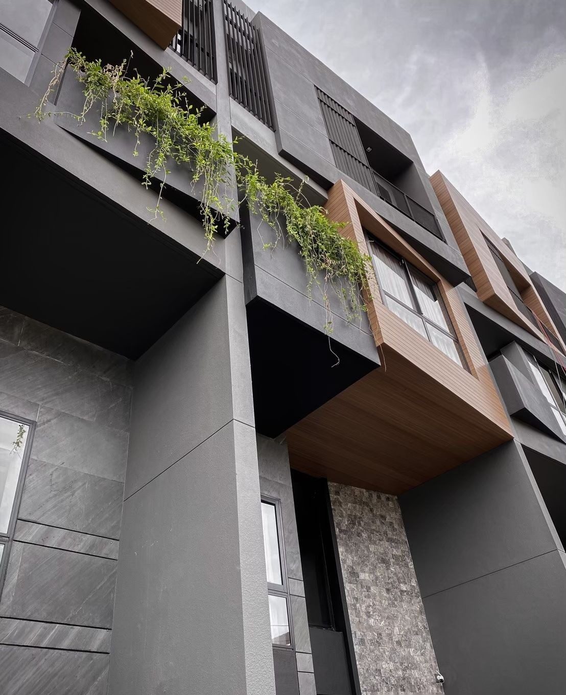 4 Bedroom Townhouse for sale at L SCAPE Ratchada 20 — photo 3