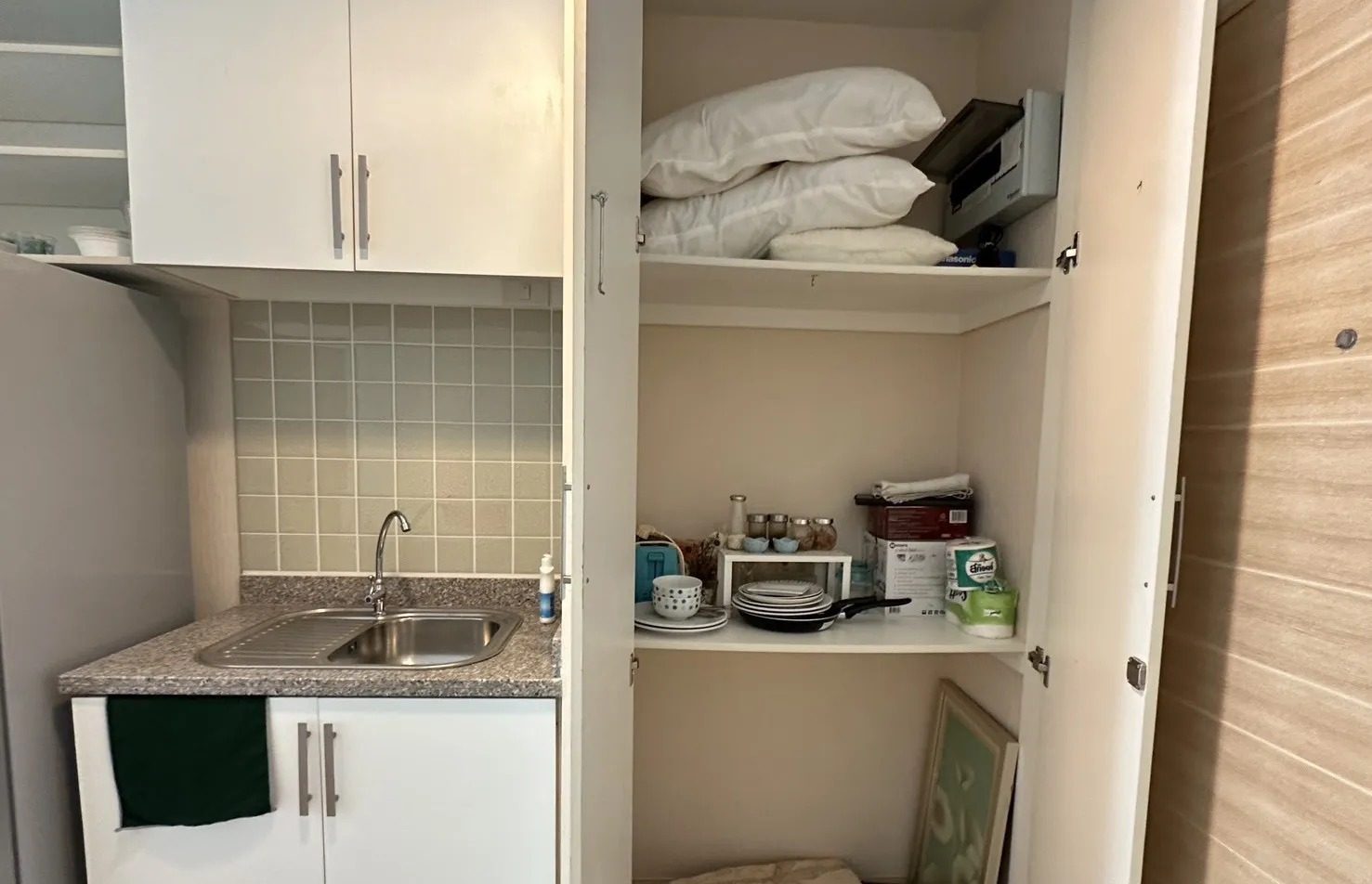 1 Bedroom Condo for rent at The Sea Condominium — photo 3