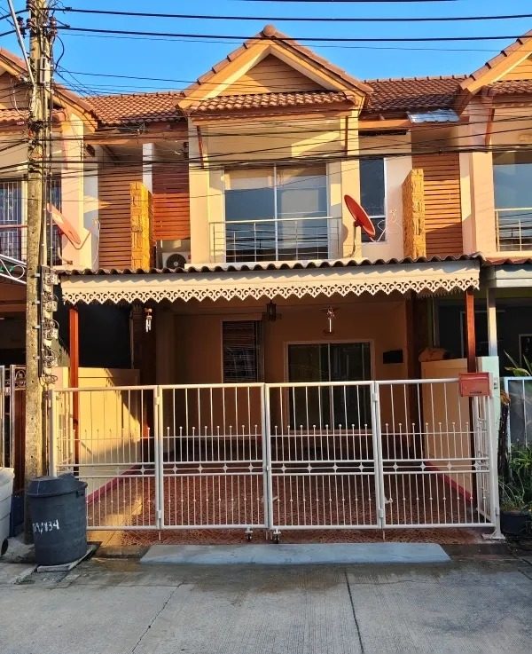 3 Bedroom Townhouse for rent at Prime Place Chan Thong-iam — photo 1