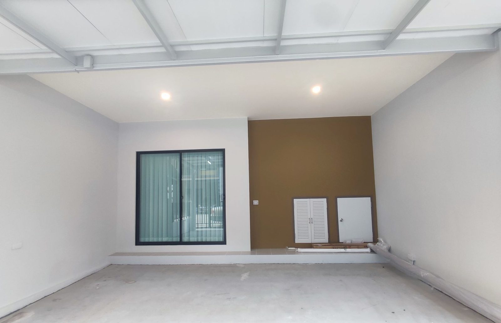 3 Bedroom Townhouse for rent at Sammakorn Avenue Chaiyapruek-Wongwaen