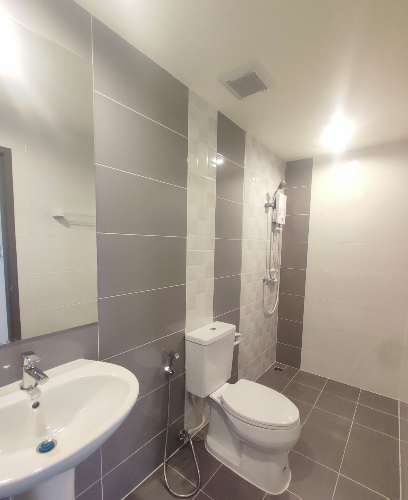 3 Bedroom Townhouse for rent at Sammakorn Avenue Chaiyapruek-Wongwaen — photo 4