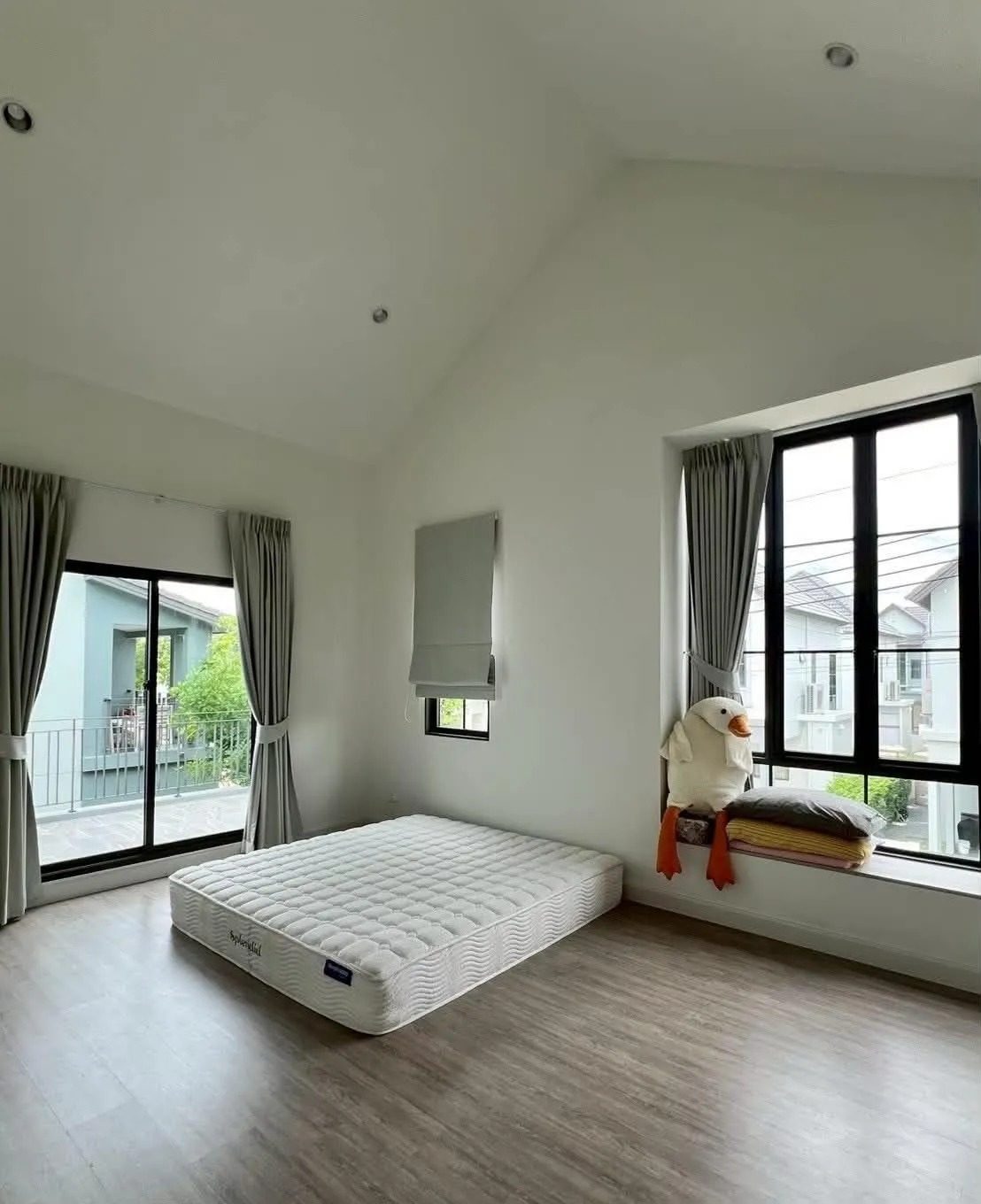 4 Bedroom House for rent at Saransiri Westgate — photo 4