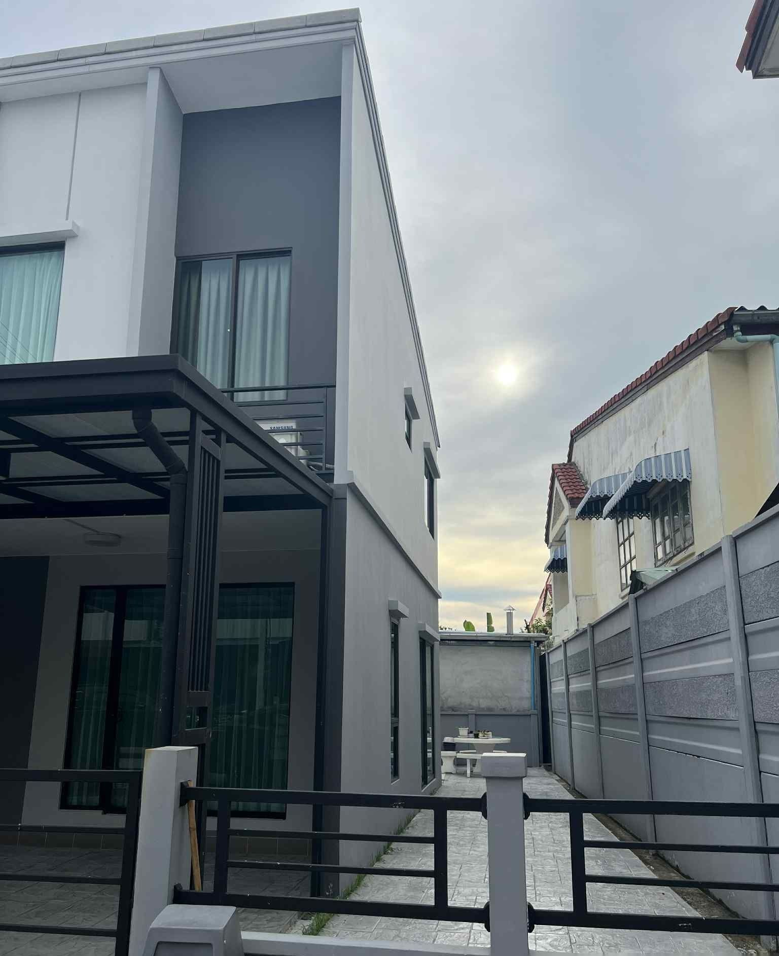 3 Bedroom Townhouse for rent at Pleno Chaiyaphruek — photo 2