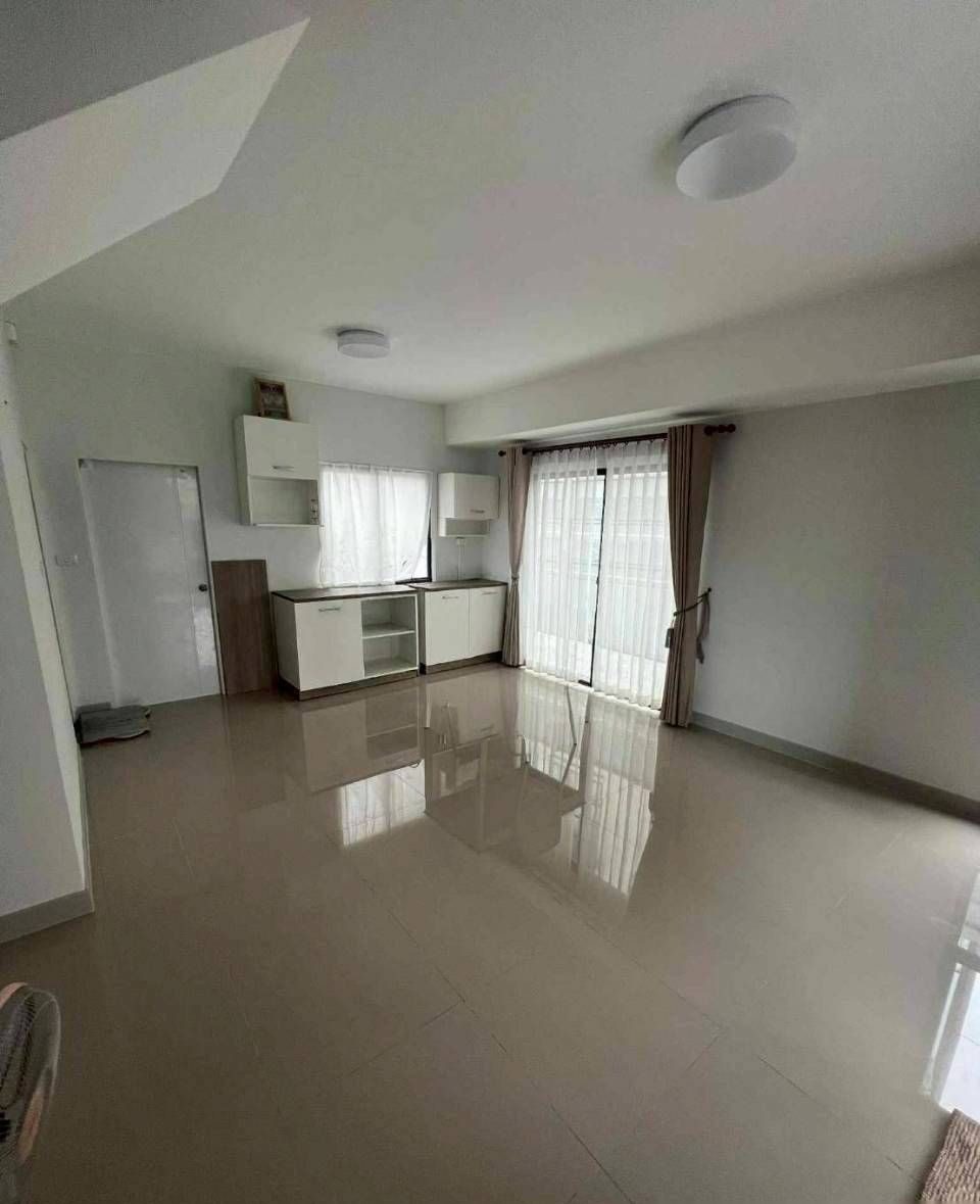 3 Bedroom Townhouse for rent at Pleno Chaiyaphruek — photo 3