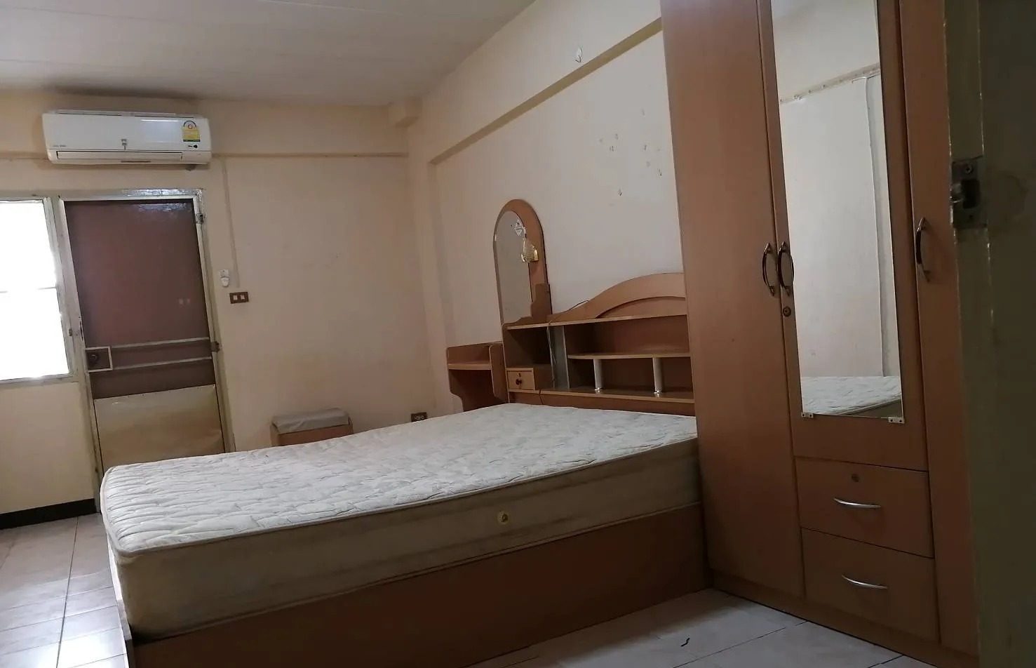 1 Bedroom Condo for rent at Sombat Buri — photo 3