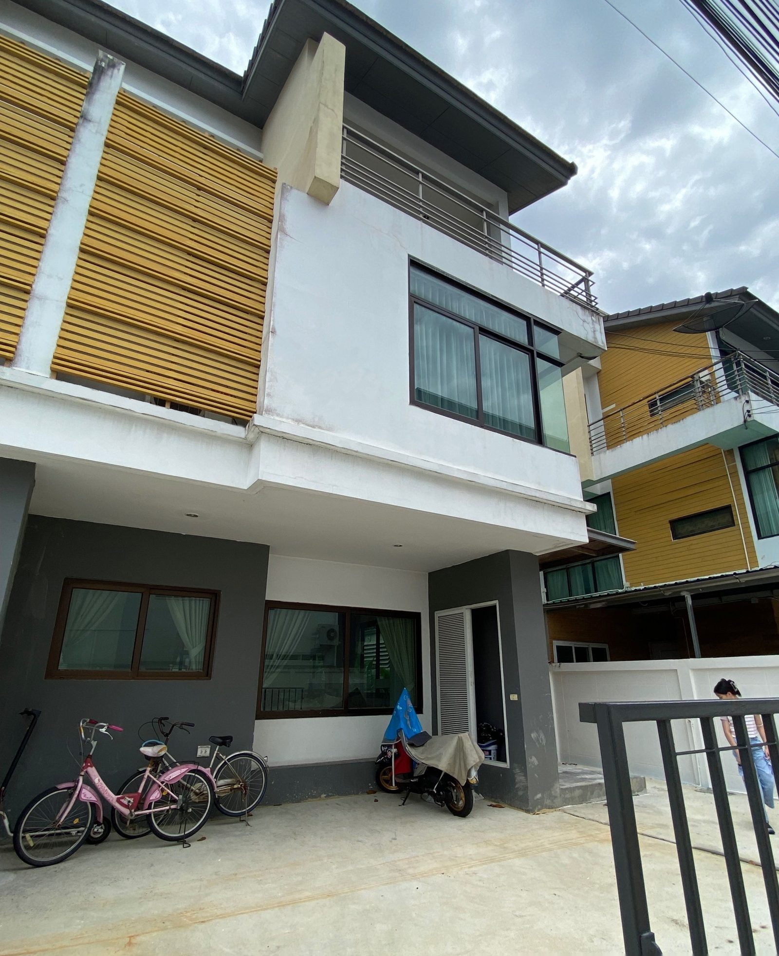 3 Bedroom Townhouse for rent at Viridian Ratchapruek