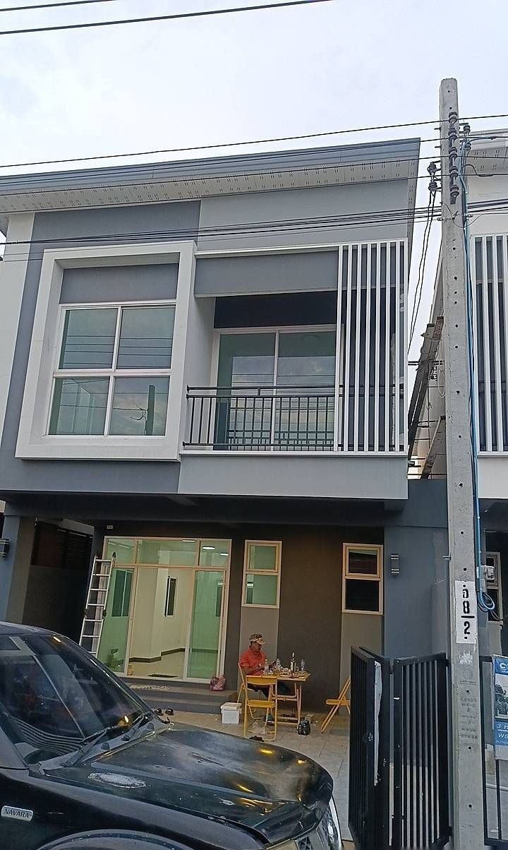 New house for rent, parking for 2 cars — photo 2